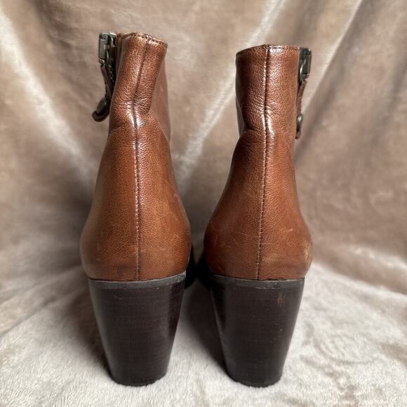 Stuart Weitzman‎ Ankle Boot Block Heel Cognac Brown Leather Bootie Women's Sz 6M - Picture 4 of 8